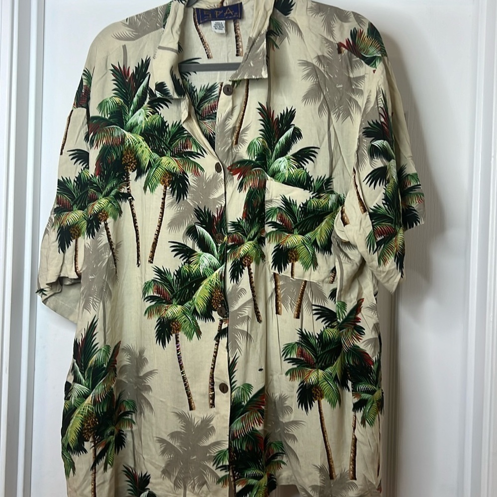 RARE & Vintage - Hawaiian tropical button down BEADED mens shirt - Size XL.